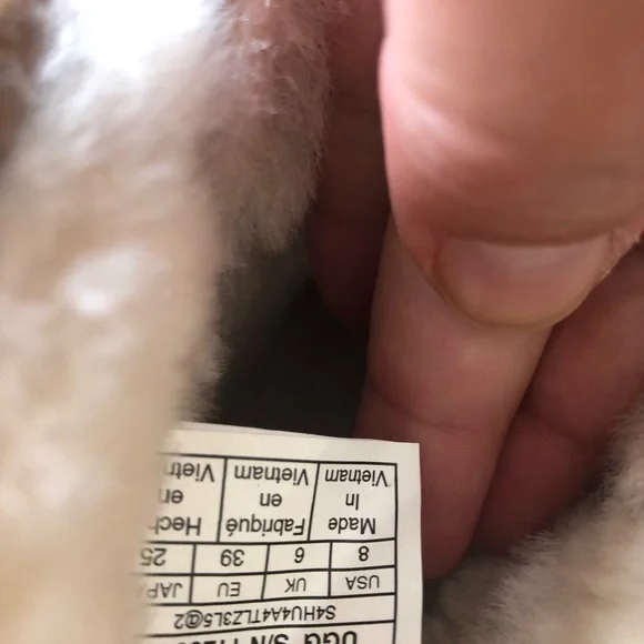 Women's Chestnut UGG Kristin wedge boots - Picture 4 of 7